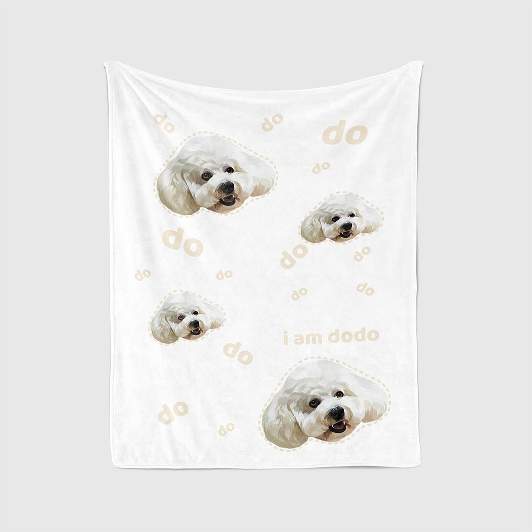 Personalized white blanket featuring portrait of pet and bubble names background, perfect for pet lovers.